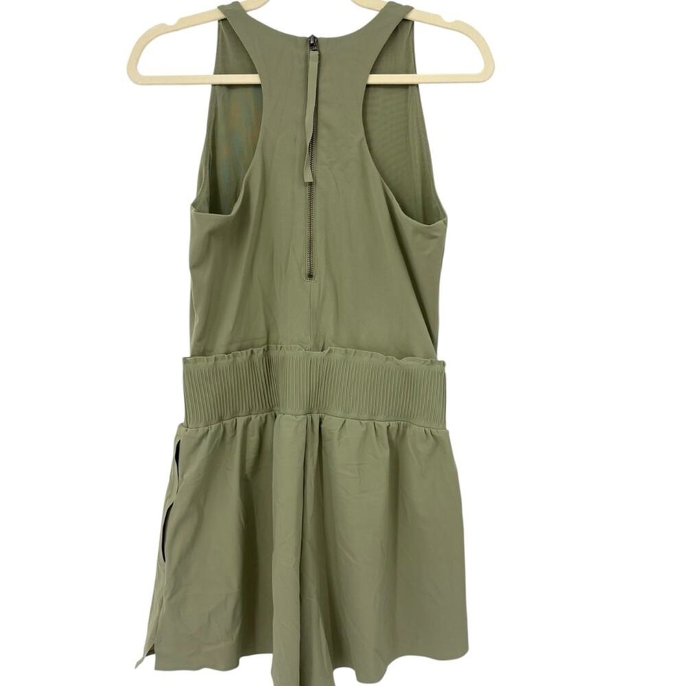 Athleta Cosmic Flutter Romper Sage Green Size Medium Sleeveless Elastic Travel - Picture 9 of 14